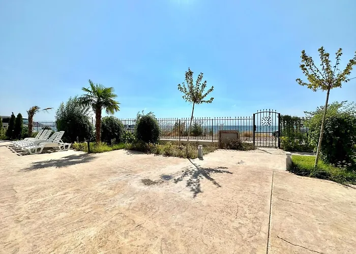 Ipanema - Menada Sveti Vlas