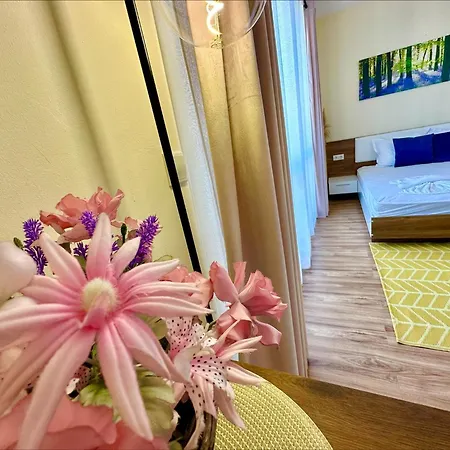 Ipanema - Menada Apartman *